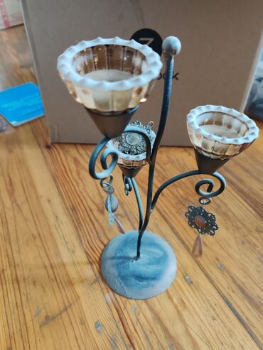 Искусственные цветы: Dekorativ şamlıq/tealight şam tutacağı - Material: metal gövdə və
