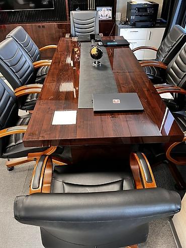 Ofis dəst mebeli: Ofis üçün premium mebel dəsti Tərkib: - 1 ədəd iri toplantı/iş — 1