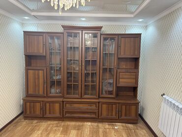 Гарнитуры для зала: Гарнитур для зала, Б/у, Дерево, Самовывоз