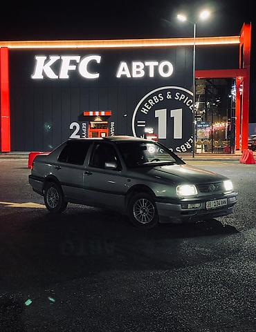 s4 2 2: Volkswagen Vento: 1996 г., 1.8 л, Механика, Бензин, Седан — 9