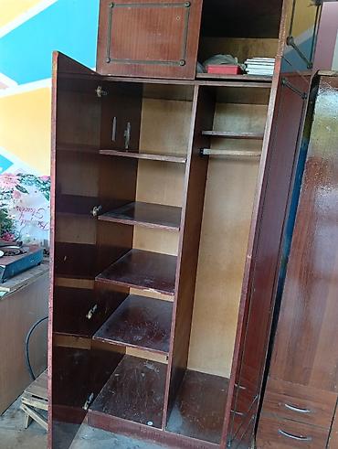 2 шкаф 2500сомго алып кеткиле. кыргыз-чек 6-кмде