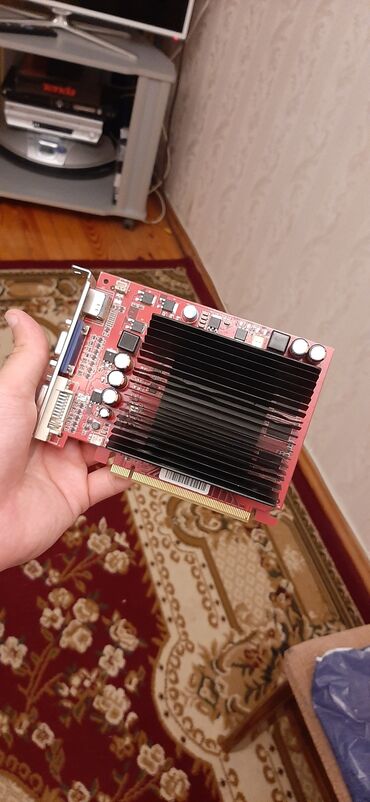 Bıçaqlar: Videokart satılır (qızır) GF9400GT 1GB DDR2 128bit HDMI VGA DVI
