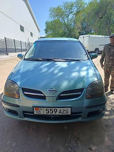 Унаа сатуу: Nissan Almera Tino: 2001 г., Кол менен иштөөчү, Бензин, Хетчбек — 2