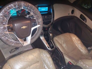 seki ev alqi satqisi: Chevrolet Cruze: 1.4 l | 2012 il | 175269 km Sedan