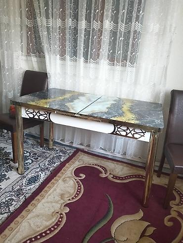 dirnaq masalari: - Üst hissə: mərmər fakturalı, parlaq şüşə səth; boz-qara, ağ və — 2