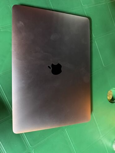 мониторы матовое: Ультрабук, Apple, 8 ГБ ОЗУ, Apple M1, 13.3 ", Для несложных задач, память SSD