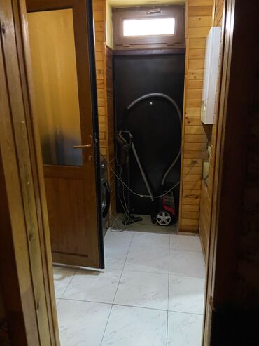 Həyət evləri və villaların satışı: Merdekanda merkezde 3 otaqli stansiyada mektebe baxçaya aptekə -da lalafo.az — 14 Həyət evləri və villaların satışı: Merdekanda merkezde 3 otaqli stansiyada mektebe baxçaya aptekə — 14