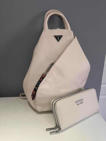 Modni rančevi: Guess, Materijal: Polyurethane — 2