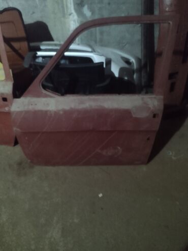 Avtomobil qapıları: Sağ ön, QAZ ГА3 24, Rusiya, Ünvandan götürmə — 8