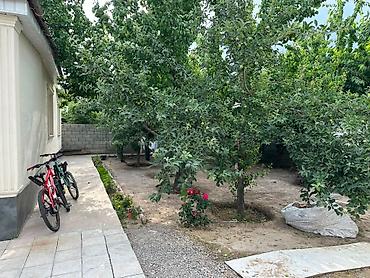 дом алик: 🏡 ПРОДАЁТСЯ УЮТНЫЙ ДОМ В АЛА-ТОО 3! 🔥 📍 Ала-Тоо 3, ул. Эркин-Тоо, 6 — 5