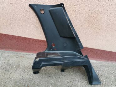 Auto delovi: Nosači zadnje police gepeka Lada Niva 21213,21214. Polovno, ocuvano — 9