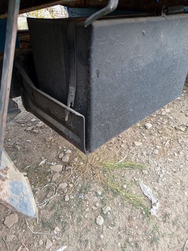 Yük maşınları: Yük maşını – GAZ (klassik kabinli), mavi rəngdə taxta bortlu kuzov — 7