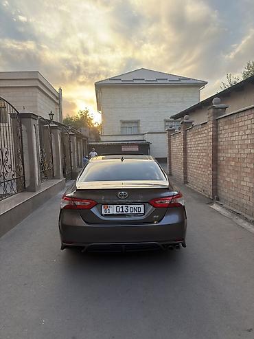 41 5: Toyota Camry: 2019 г., 2.5 л, Автомат, Бензин, Седан — 2