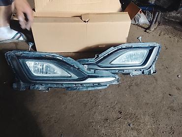 Передние фары: Пара передних фар для Hyundai Sonata (на фото ориентир — поколение LF — 8