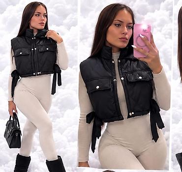 Prsluci: Ženska kratka puf jakna/prsluk – crna - Trendy cropped kroj do struka — 1