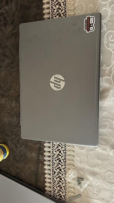 HP: 8 ram ddr4 
256 ssd m2
i3 prosessor — 1