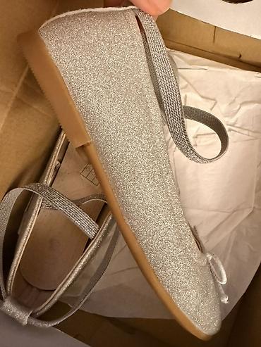 babet ayaqqabı: 34 ölçü babet
Lcwaikiki
Geyinilmiş — 1