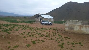 продажа домов пишпек: Дом, 3000 м², 5 комнат, Собственник, Косметический ремонт