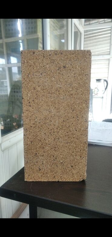 Kərpiclər: Oda davamlı, hər növdə hər ölçüdə istənilən rəngdə kərpiclər. içi — 6