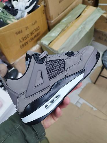 Patike: Muške patike – više modela Opis: - Sportske i lifestyle patike sa — 6