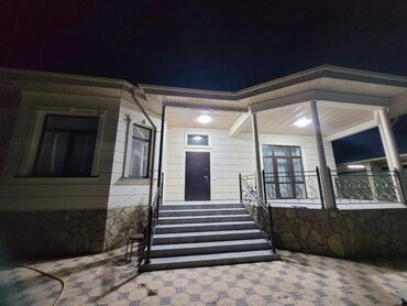 квартира дом кара балта: 150 кв. м, 5 бөлмө, Брондолгон эшиктер, Евроремонт, Забор, тосулган