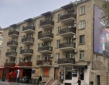 Uzunmüddətli kirayə mənzillər: Algi satgi ofislər narahat etməsinlər!! Milli bank. 5 mərtəbəli -da lalafo.az — 1 Uzunmüddətli kirayə mənzillər: Algi satgi ofislər narahat etməsinlər!! Milli bank. 5 mərtəbəli — 1