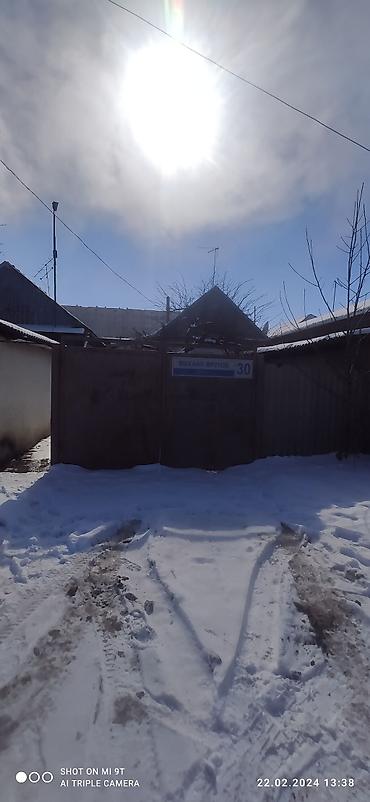 Долгосрочная аренда домов: 60 м², 3 комнаты, Парковка, Подвал, погреб, Забор, огорожен — 10