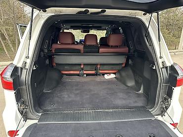 Lexus: Lexus LX: 2017 г., 5.7 л, Автомат, Бензин, Внедорожник — 10