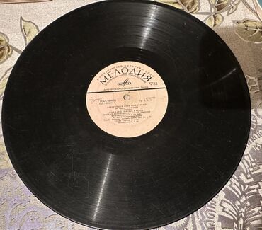 CD, DVD disklər və kassetlər: 1977-1978-ci il buraxılışlı milli musiqimizə aid müxtəlif növ — 23