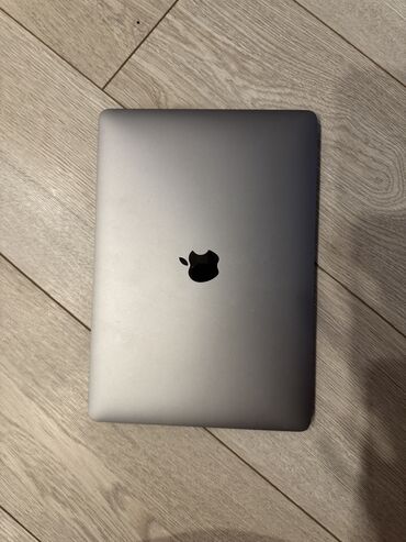 купить макбук эйр бу: Ноутбук, Apple, 8 ГБ ОЗУ, Apple M1, 13.3 ", Б/у, Для несложных задач, память SSD