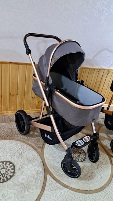 Araba-beşiklər: Çıxarılmayan beşikli araba — 10