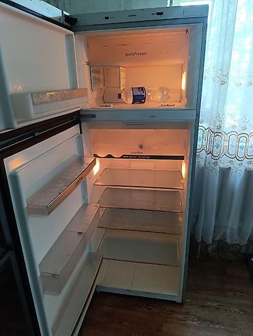 титан самавар: Холодильник Siemens, двухкамерный, серебристый (top-freezer) — 2