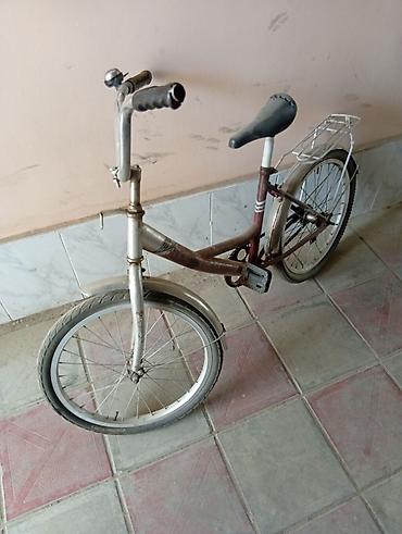 12 dyumlu velosiped: Uşaq/yeniyetmə velosipedi - Çərçivə: aşağı enişli, polad - Təkərlər — 3