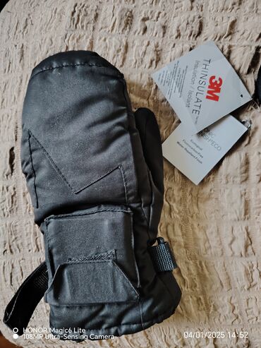 Sportska odeća: Rukavice, Novo — 9