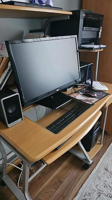 office table: Комплект мебели для домашнего офиса: 1) Узкий однодверный шкаф - — 2