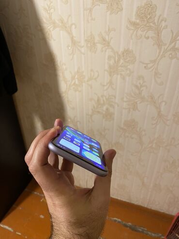 Apple iPhone: IPhone 11, 64 GB, Deep Purple, Face ID — 8