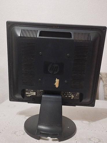 Masaüstü kompüterlər və komponentlər: 17 inç LCD monitör
1280 X 1024
VGA port
Əla vəziyyətdə — 4