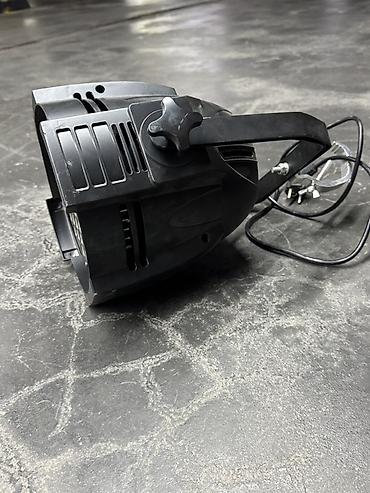 барашек: Светодиодный прожектор PAR с матрицей из ~60 LED - Тип: сценический — 3