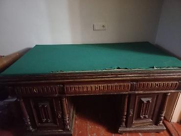 Ofis masaları: 1 əsrdən çox yaşı var) təmiz palıd ağacıdır. iş stolu. sadəcə əl — 1
