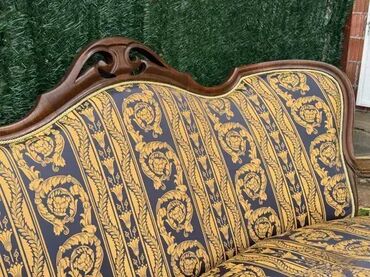 decija soba za devojcice: Stara neobarok sofa / trosed EXTRA STANJE moguc prevoz Stara