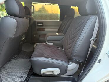 Toyota: Toyota Sequoia: 2016 г., 5.7 л, Типтроник, Бензин, Внедорожник — 7