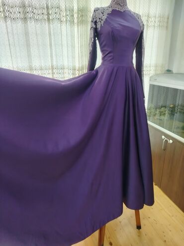 Ziyafət donları: Bənövşəyi rəngdə zərif ziyafət/libas - Model: uzun ətəkli, tam qollu — 17