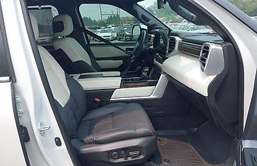 sequia: Toyota Sequoia: 2023 г., 3.4 л, Автомат, Гибрид, Внедорожник — 5