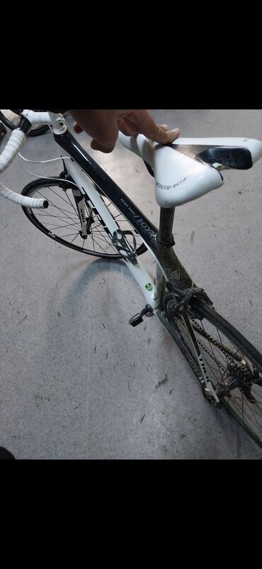 İdman velosipedləri: İşlənmiş Şose velosipedi Trek, 28", sürətlərin sayı: 11, Ünvandan götürmə — 3