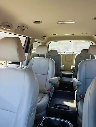 Kia: Kia Carnival: 2019 г., Минивэн — 3