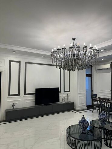 Yeni tikili: 4 otaqlı, Yeni tikili, m. Nəriman Nərimanov, 173 kv. m — 2