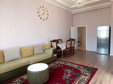 Uzunmüddətli kirayə mənzillər: İcarəyə verilir: Sumqayıt şəhərində geniş və işıqlı studiya tipli — 2