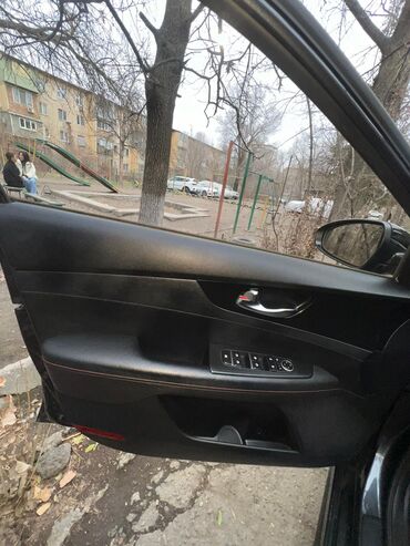 Kia: Kia K3: 2019 г., 1.6 л, Автомат, Бензин, Хэтчбэк — 5