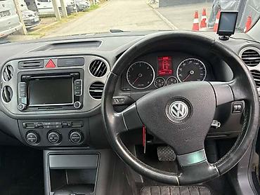 din 7994: VOLAN ZA VOLKSWAGEN GOLF 5, TIGUAN OD 2007. DO 2011. GOD. - ENTERIJER — 1