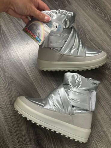 Gležnjače: Gležnjače, Skandia, 41 — 2